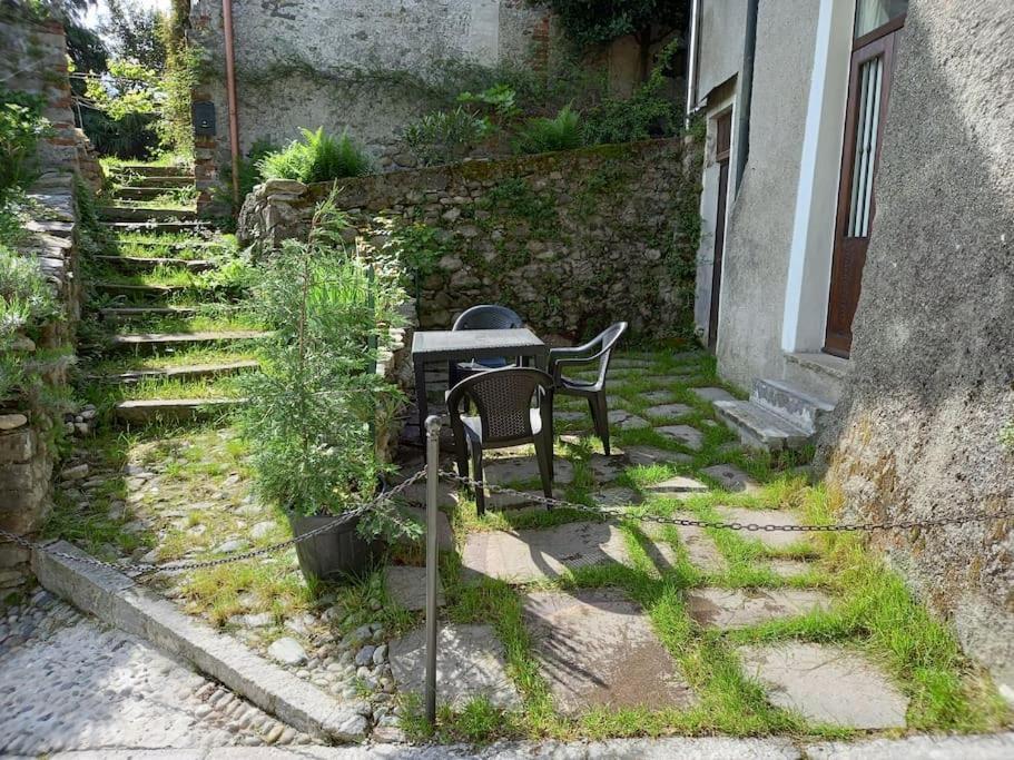 Ferienwohnung The Door Of The Castle Menaggio Exterior foto