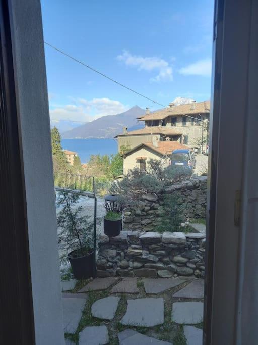 Ferienwohnung The Door Of The Castle Menaggio Exterior foto