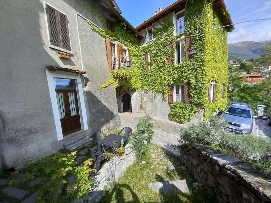 Ferienwohnung The Door Of The Castle Menaggio Exterior foto